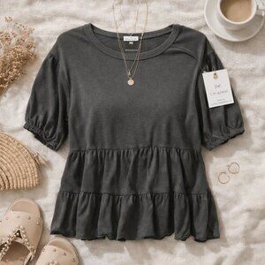 💙 Originality Tiered Peplum Top | Size M | Dark Gray Boho Flowy Blouse NWT